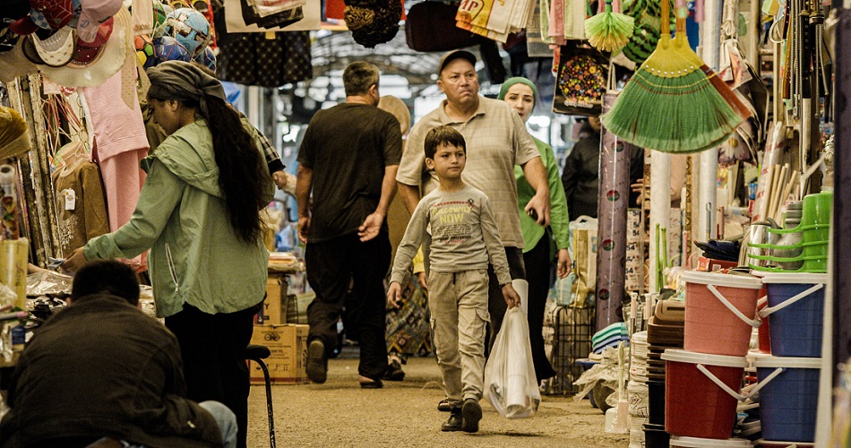 فیلم سینمایی ماهی در قلاب FISH ON THE HOOK