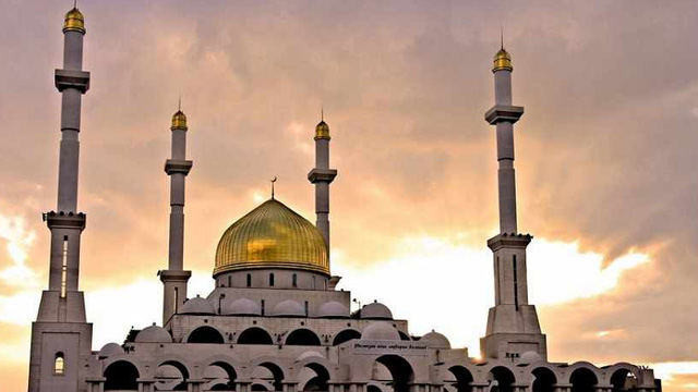 مسجد نور آستانه 