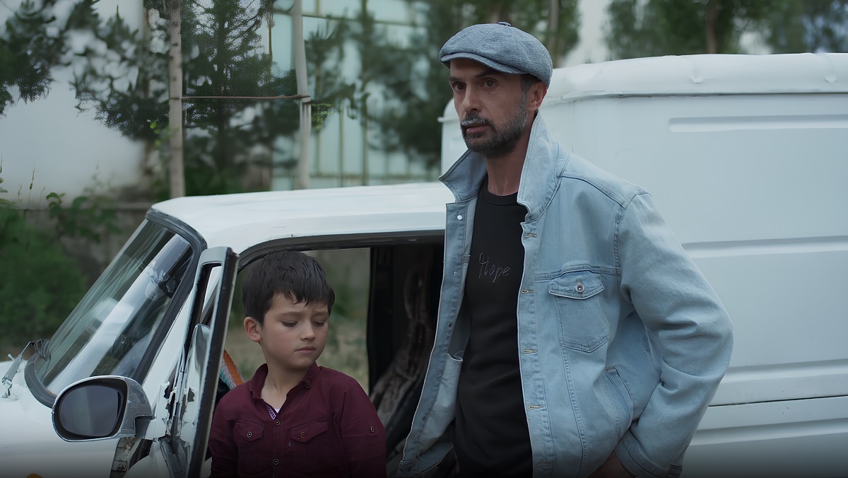 فیلم سینمایی ماهی در قلاب