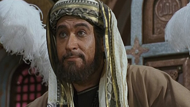محمد صادقی در نقش مامون