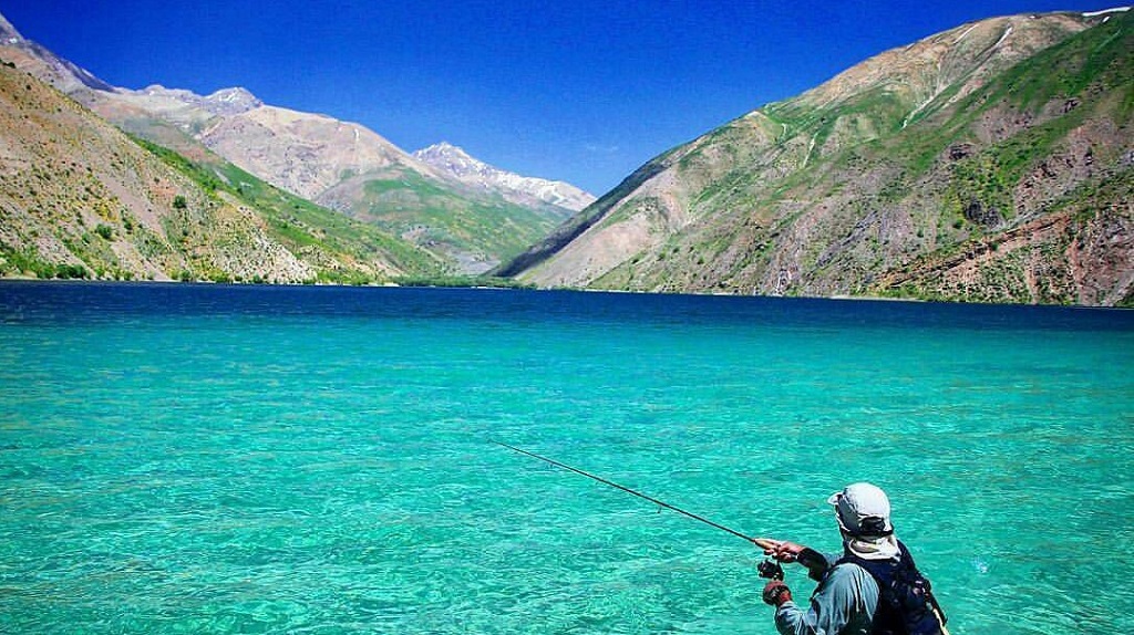 دریاچه گهر دورود