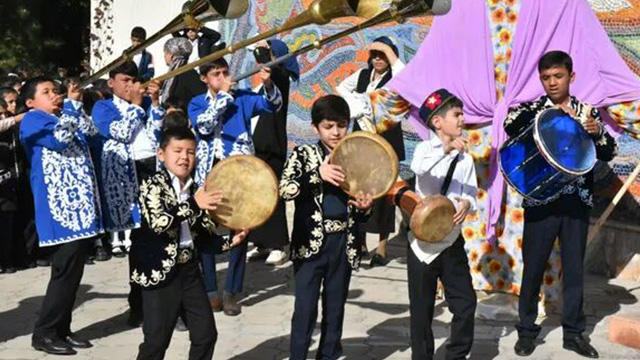 جشنواره عروسک گردان تاجیکستان